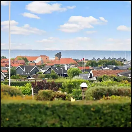 Family House Near And Coastal Nature *
